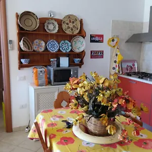Casa vacanze Antonella A 750mt Dal Centro., Pula