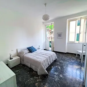 https://chez-therese.hotelitalianriviera.com