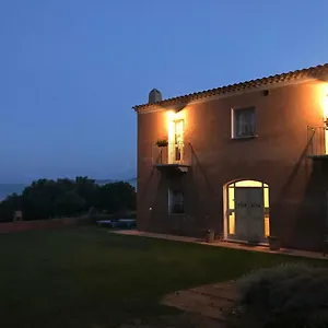  Gospodarstwo agroturystyczne Monti Di Jogliu